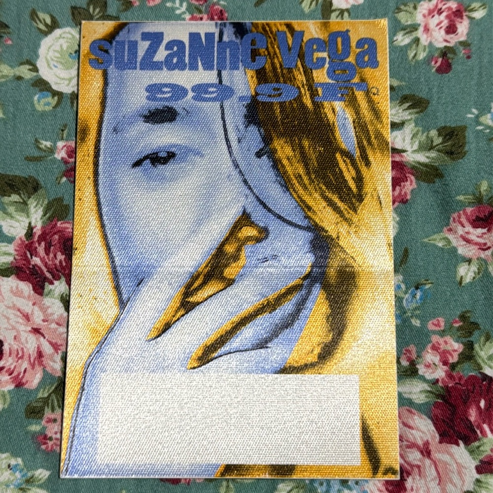Suzanne Vega 99.9F backstage pass! Unstuck blank. (From the 1990’s) Vintage pass